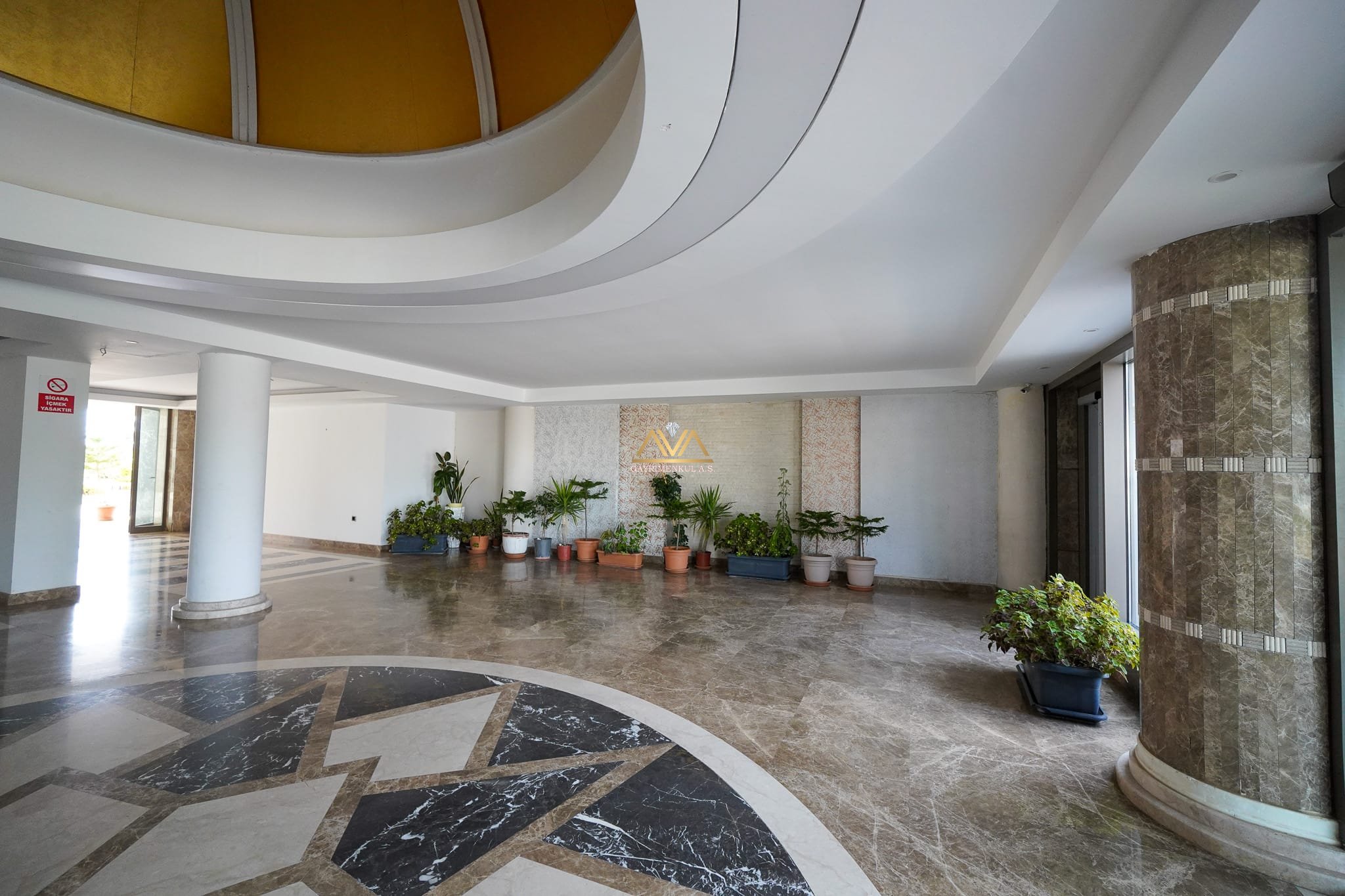 ANTALYA KONYAALTINDA ULTRA LÜKS DAİRE